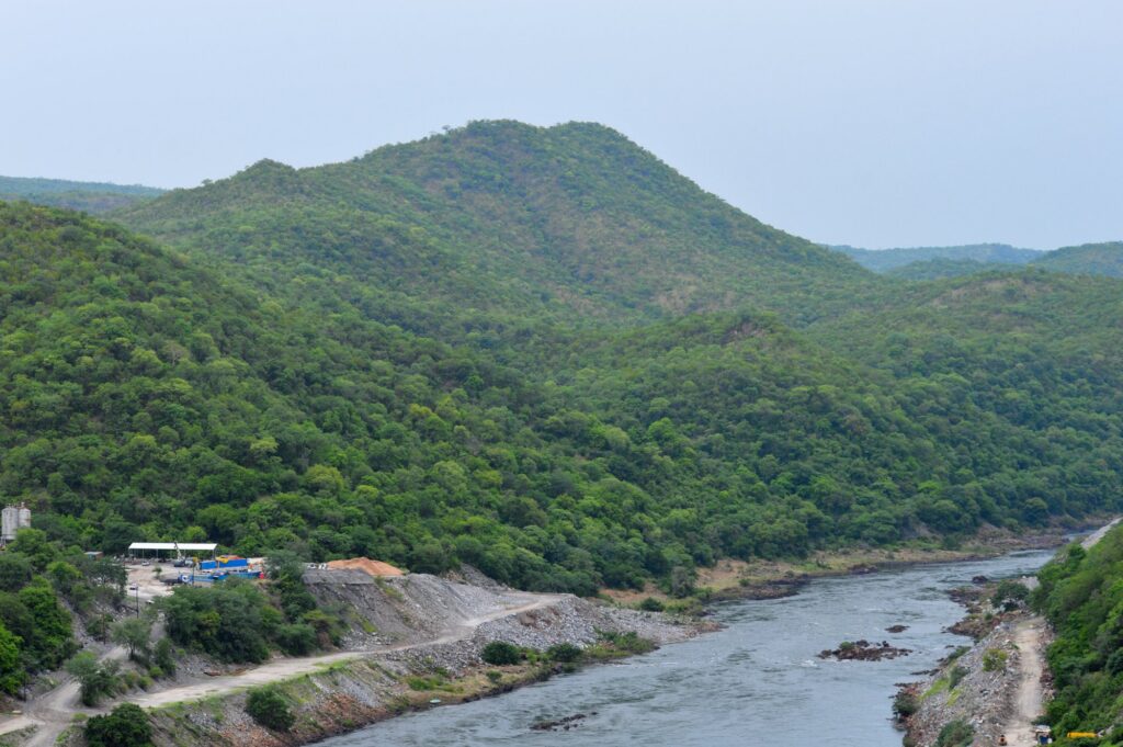Green hills falling to the Zambezi gorge at Siavonga, Zambia, below the Kariba Dam wall