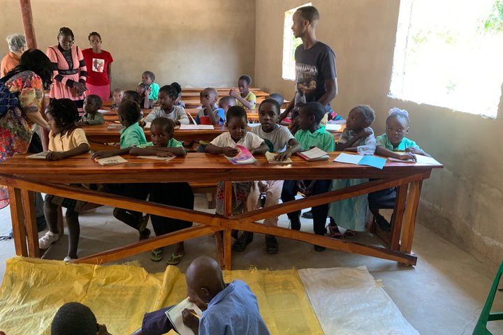 Community School Tour
