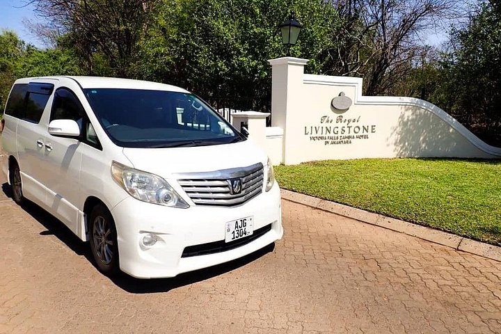 Livingstone Luxury Airport Transfer or drop off